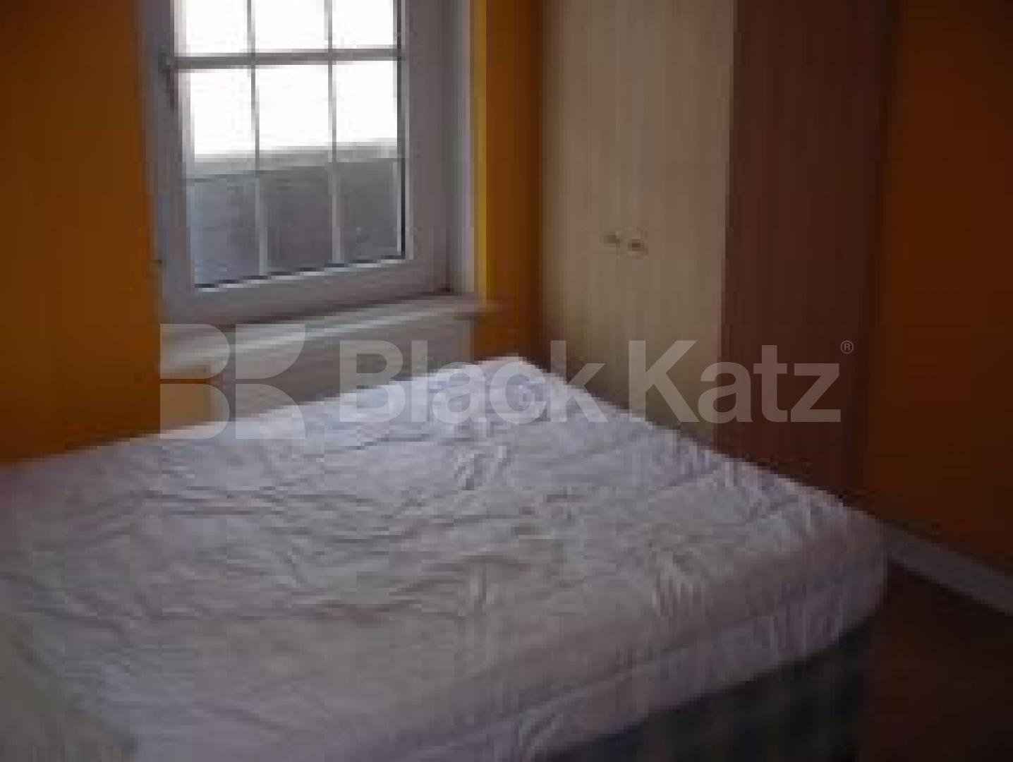 			new instruction, 3 Bedroom, 1 bath, 1 reception Flat			 Islip Street, Kentish Town